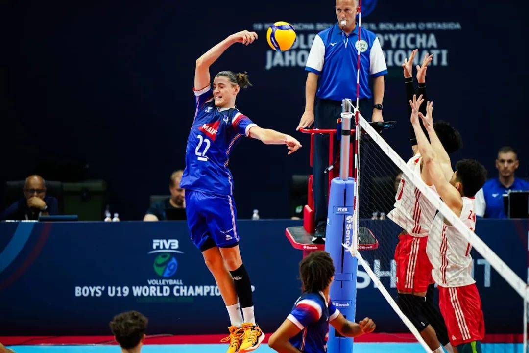 爱游戏官方-中国险胜法国，特尔施特根统治全场