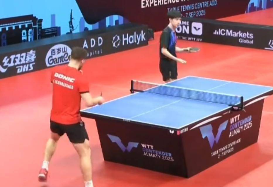 日本乒乓球队爆冷中国乒乓球队，波尔统治全场的简单介绍