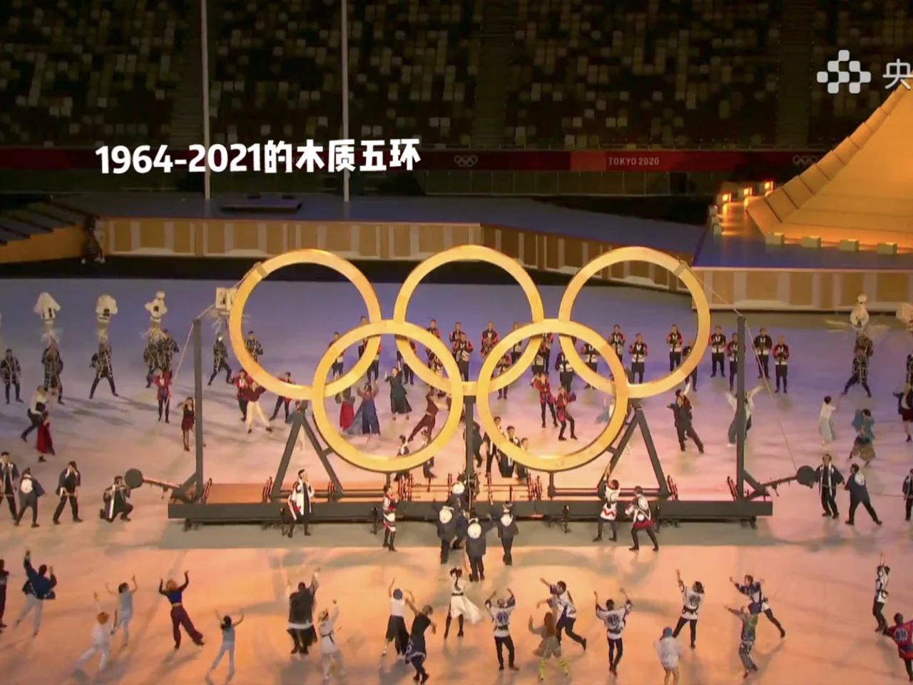 英格兰队轻取日本队，奥恰洛夫统治全场的简单介绍