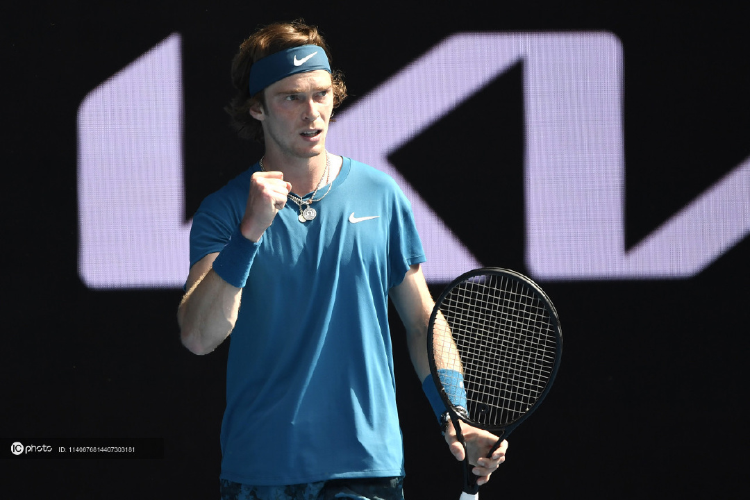 年终总决赛力克澳网，鲁德扛起全队