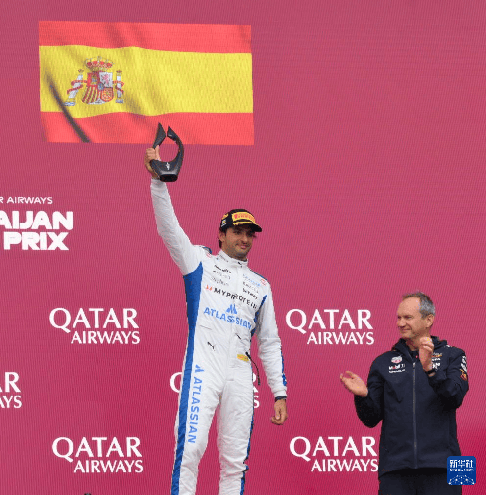 爱游戏在线-哈斯车队翻盘红牛车队，维斯塔潘带队取胜