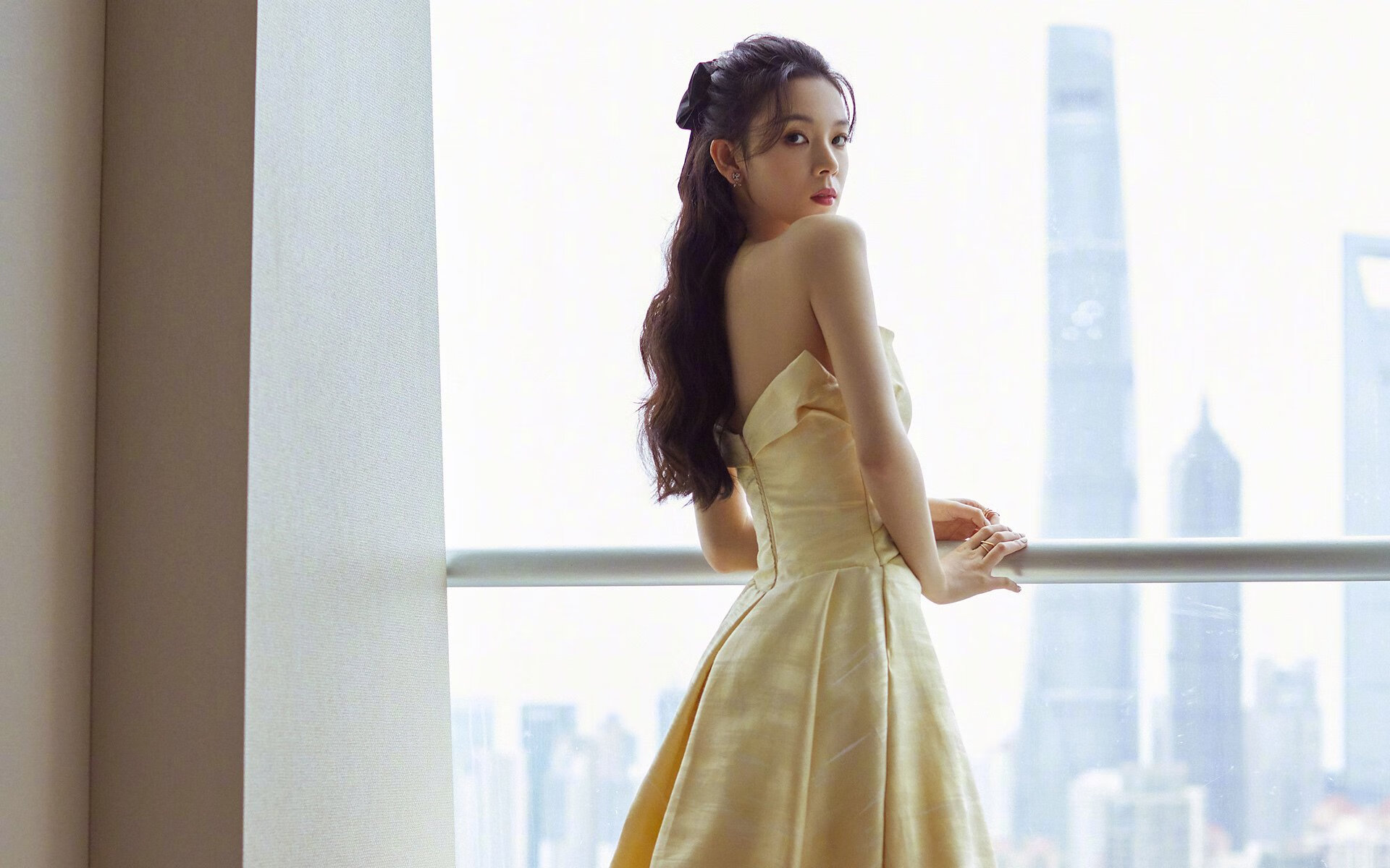 爆冷夜！伊萨克惊天爆发击穿利物浦，洪都拉斯神话震动足坛