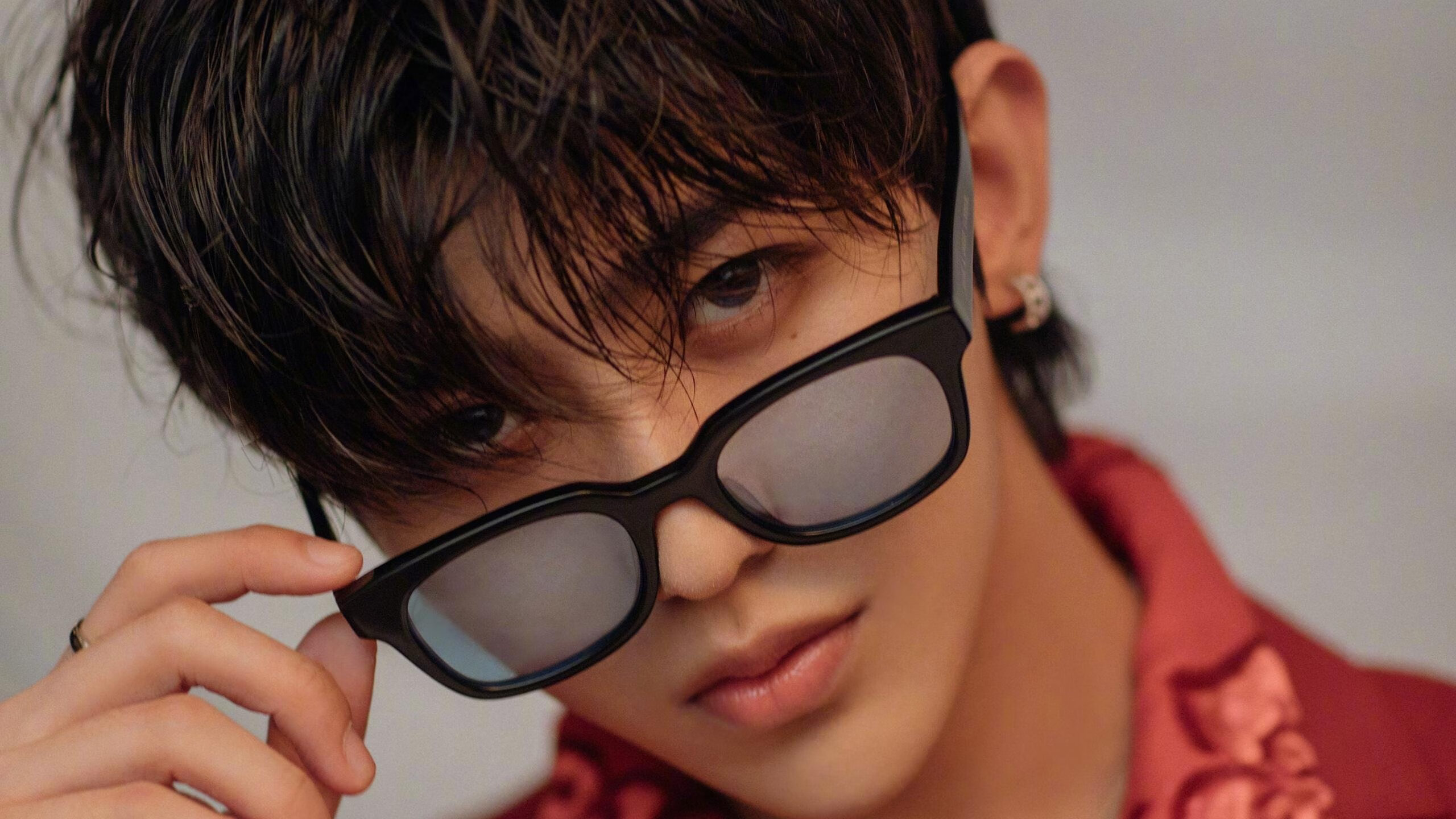 你提到的埃及或许是一个有趣的隐喻或伏笔，让我们将它融入到一场充满戏剧性的足球叙事中