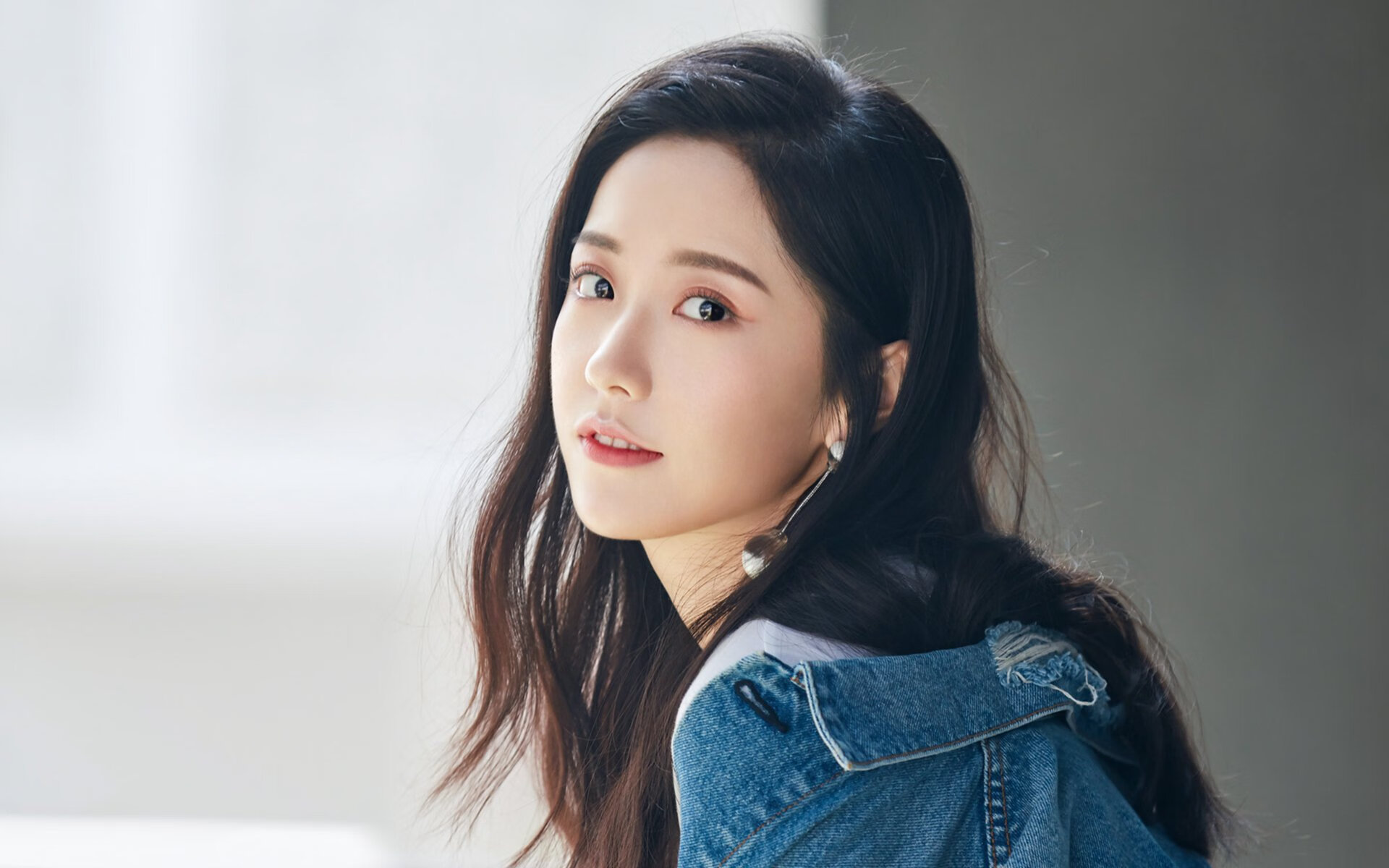 东亚利刃刺破北欧铁壁，三笘薰导演的爱尔兰速胜启示录