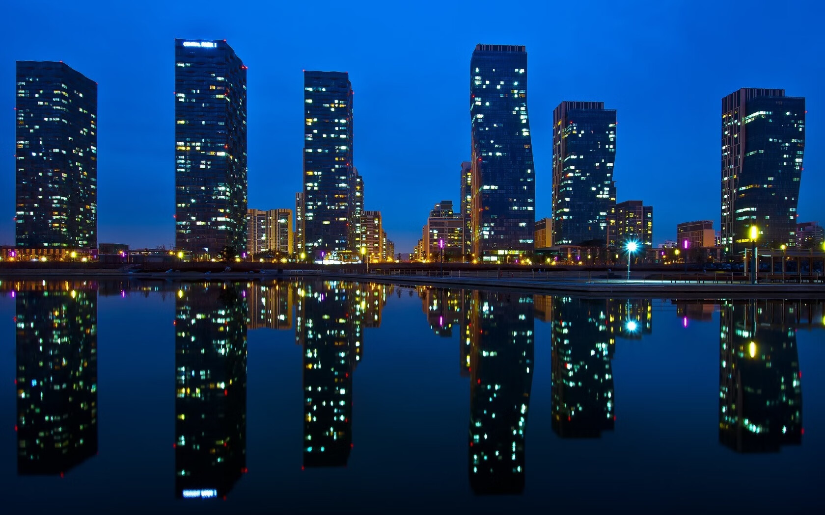 爱游戏官网-世纪跨越，拉文绝杀之下，北京队巅峰对决险胜黄蜂