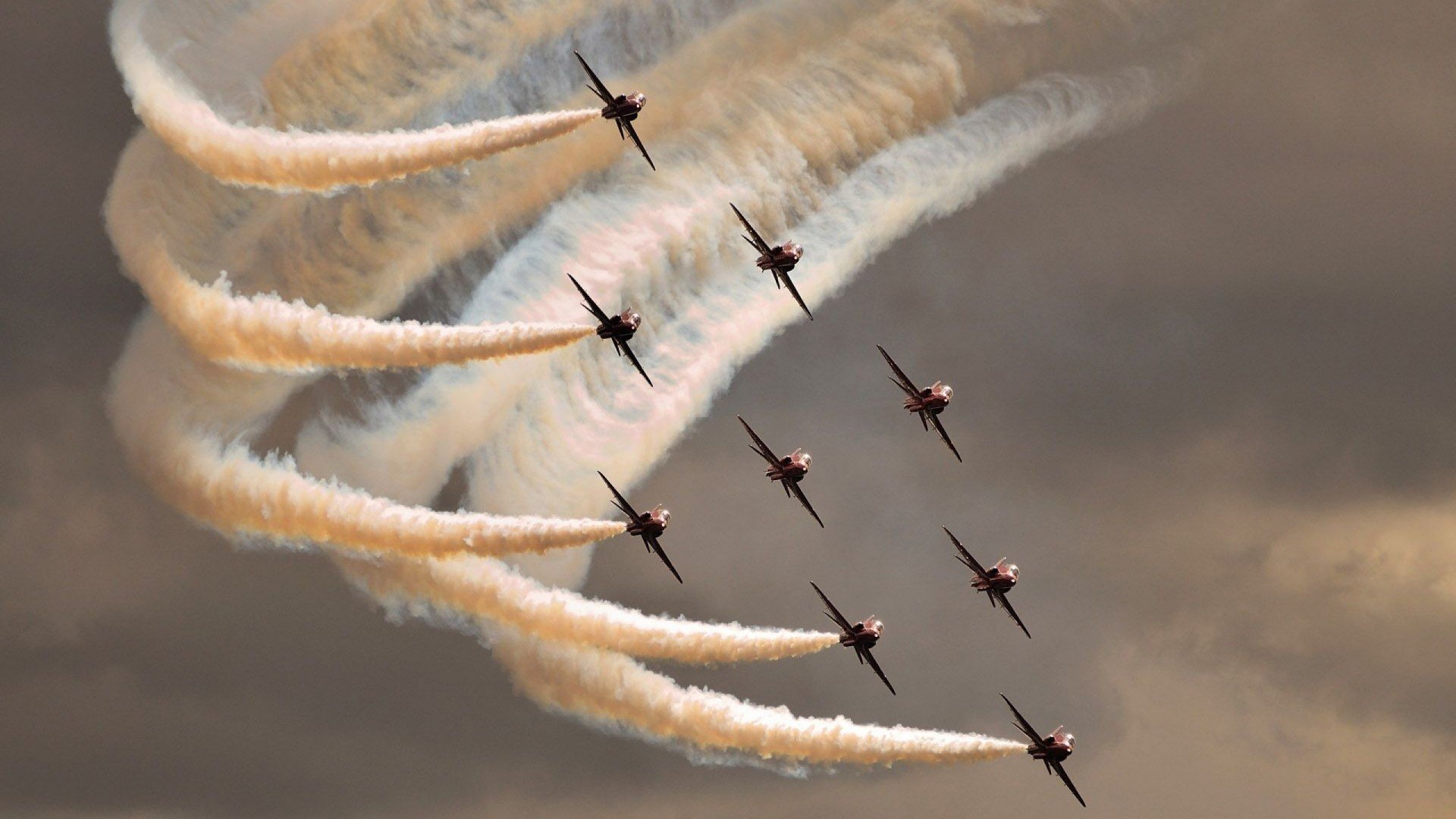 世界波与绝境求生，姆巴佩的盛宴与墨西哥的苦泪