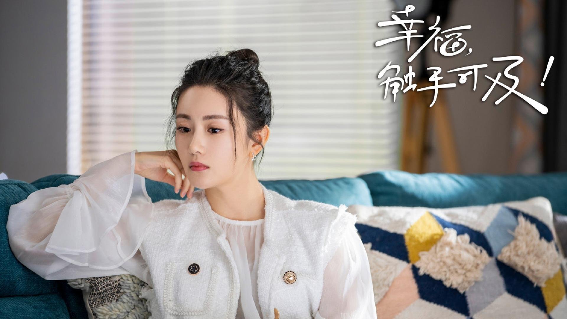 这是一个非常具有冲突感和戏剧性的写作命题。将挪威碾压美国这一冷门结果与梅西完成致命一击这一传奇瞬间结合在一起,本身就充满了独特的叙事张力